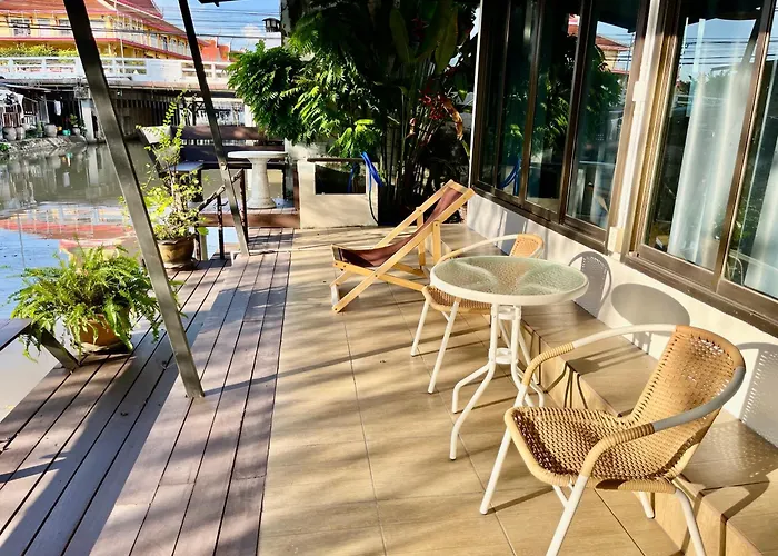 Kirin Riverside With Ac, Wifi In Chalet Bangkok