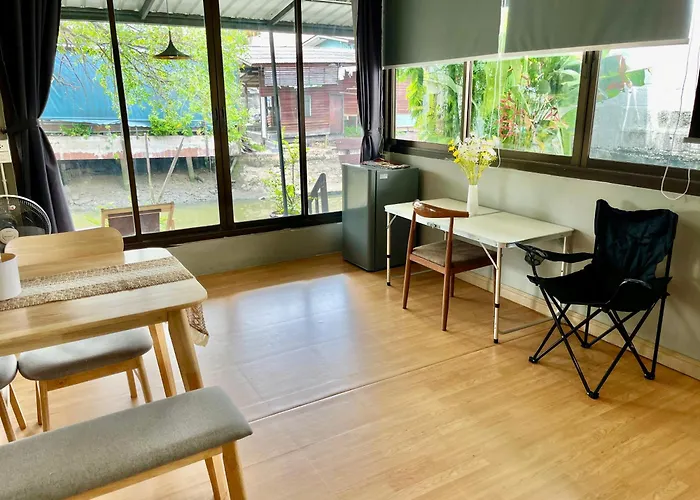Kirin Riverside With Ac, Wifi In Chalet Bangkok